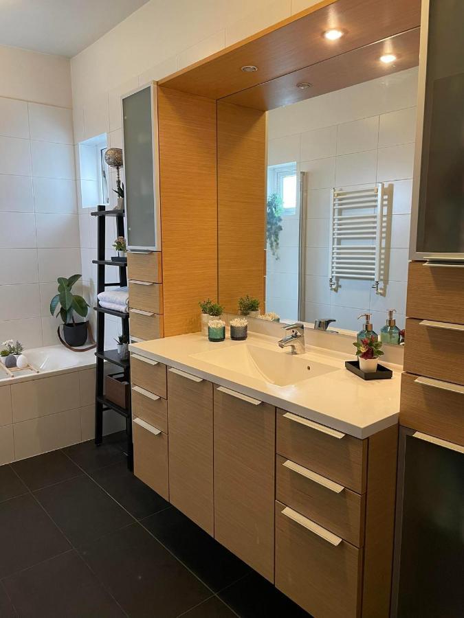 Spacious 3Br Condo Near Blue Lagoon 15M Airport 9M Njarthvik Exterior foto